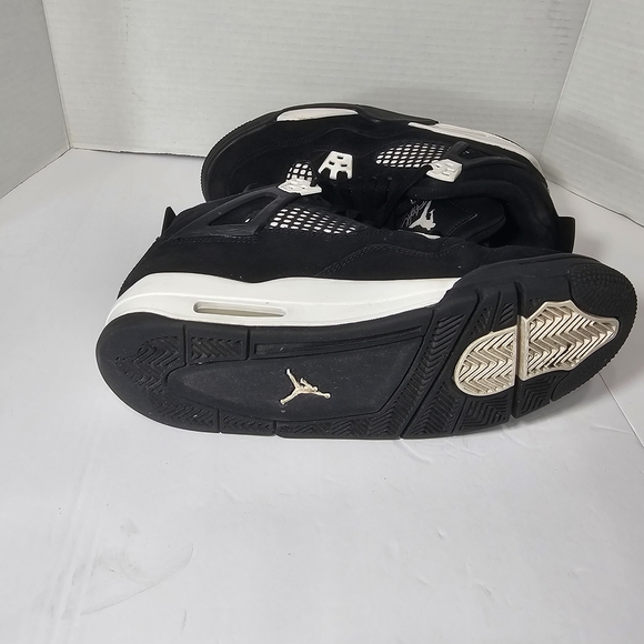 Air Jordan 4 Retro White Thunder (GS) Black/White-Black FQ8213-001 Size 7Y - Picture 7 of 14